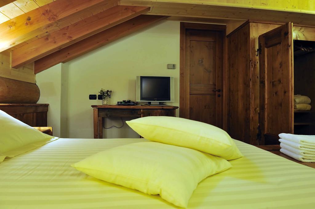 Ellex Eco Hotel Gressoney-la-Trinité Camera foto