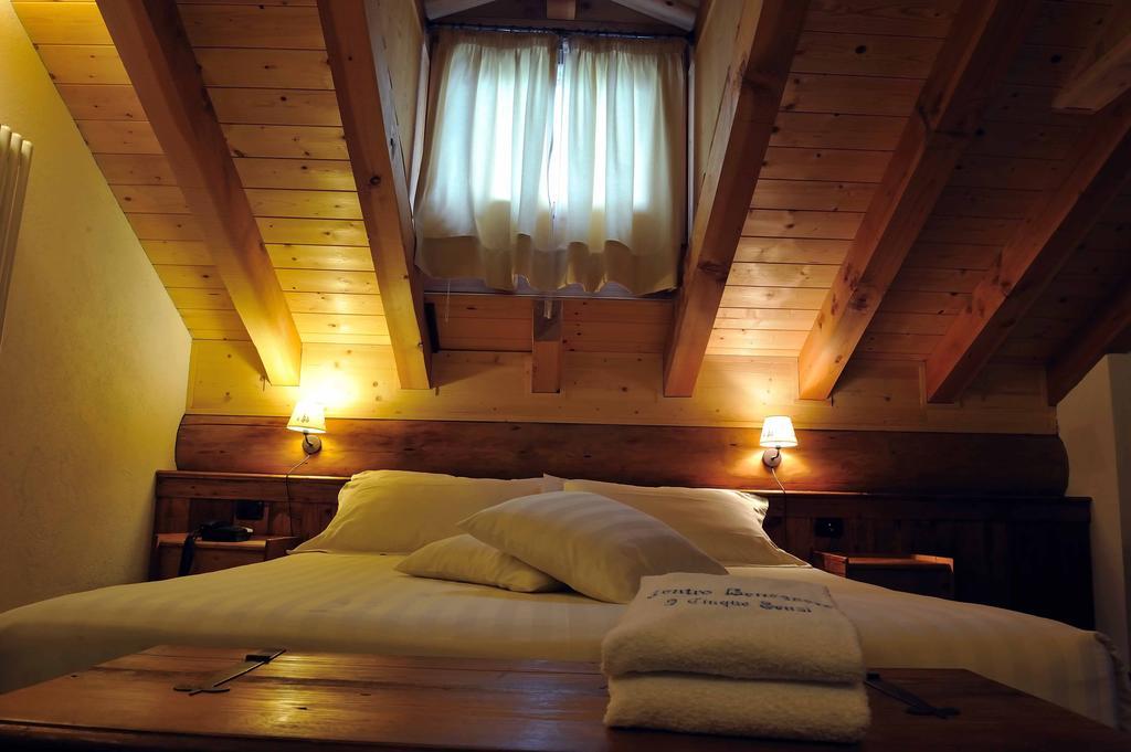 Ellex Eco Hotel Gressoney-la-Trinité Camera foto