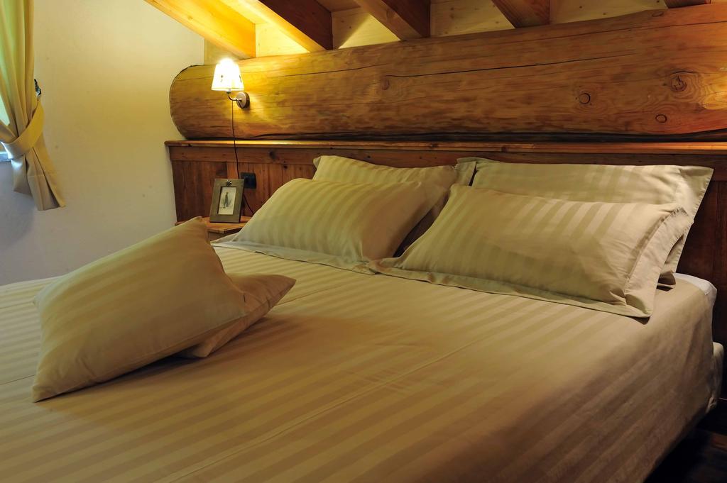 Ellex Eco Hotel Gressoney-la-Trinité Camera foto
